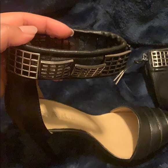 L.A.M.B. shoes - Picture 6 of 6